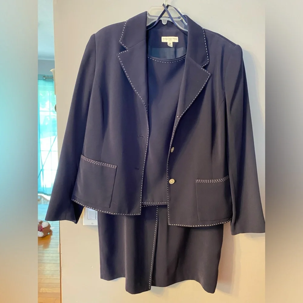 Amanda Smith Navy Blazer and Skirt Set with White Contrast Stitching